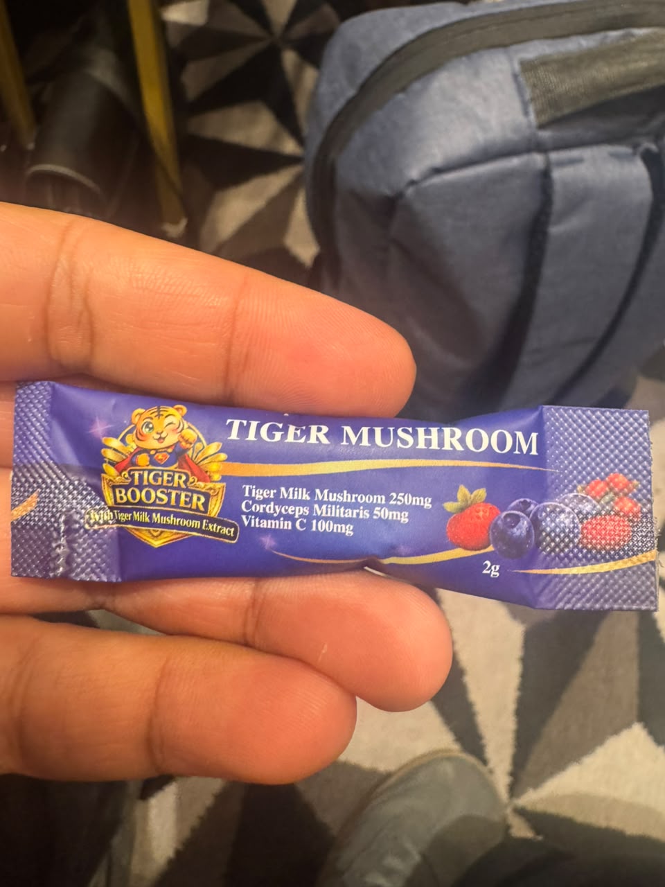 Tiger Booster Kids dalam sachet mixed berry